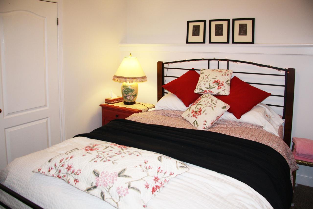 2 Moon Cottage Niagara-on-the-Lake Exterior foto